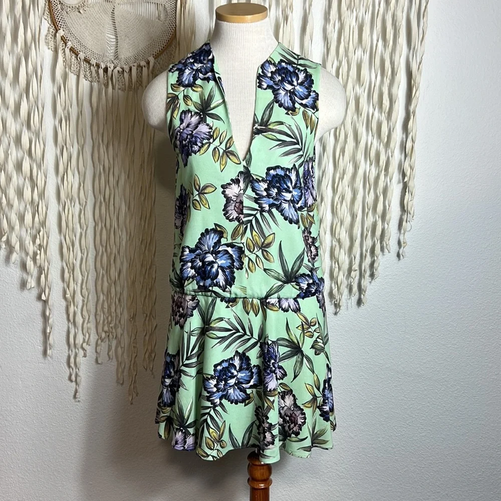 Alice + Olivia Green Floral Mini Dress size 2 - Picture 3 of 8